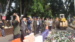 Ribuan Miras di Musnakan